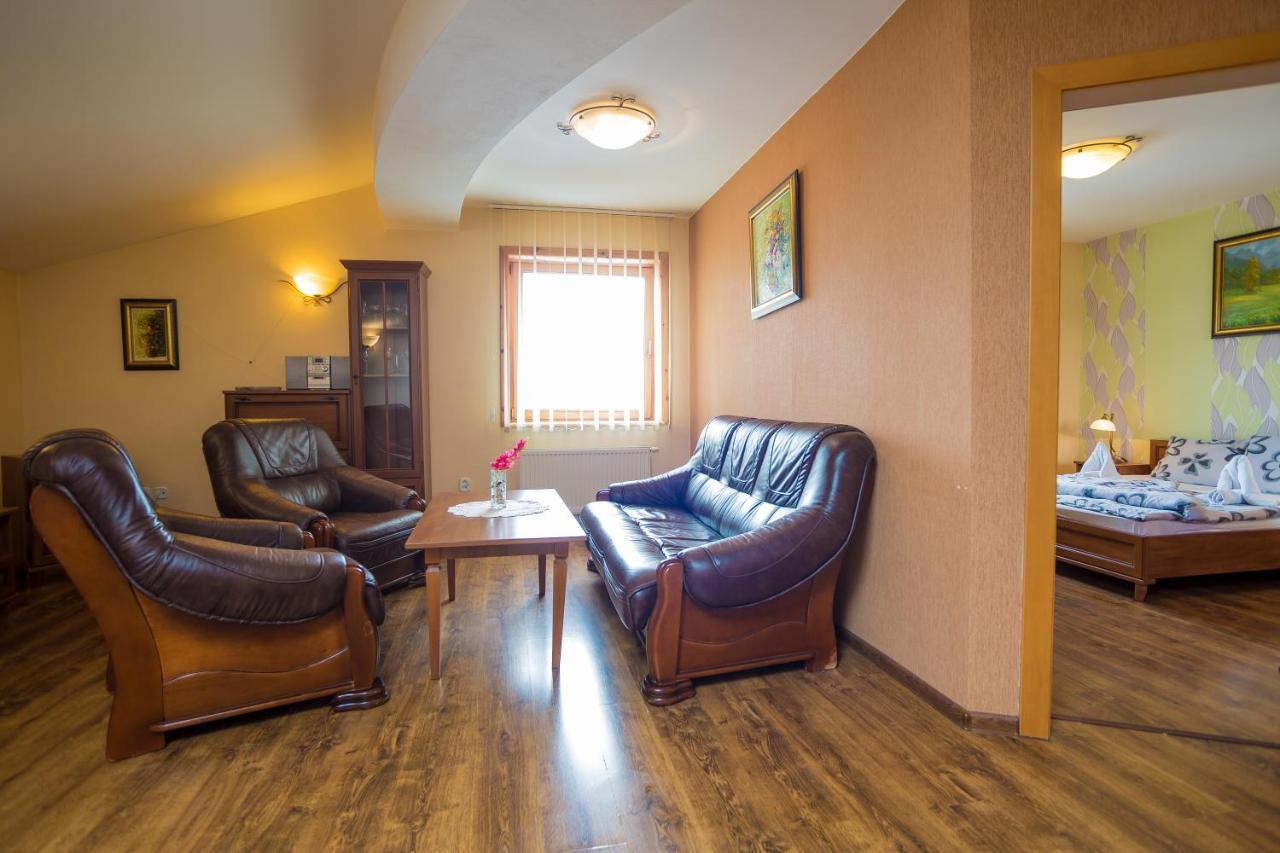 Hotel Euforia Nova Lesna Luaran gambar